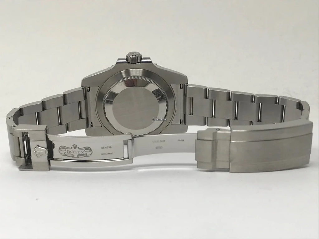 Submariner Date Green Hulk 40mm 116610LV Unworn 2019.