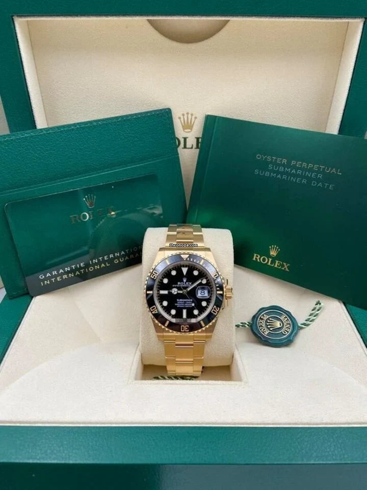 Submariner Date 41mm Black Dial Yellow Gold 126618LN Unworn 2021.