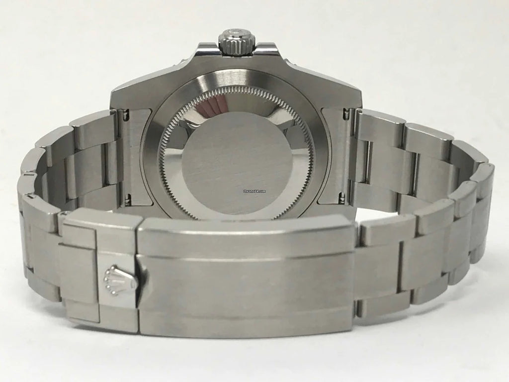 Submariner Date Green Hulk 40mm 116610LV Unworn 2019.